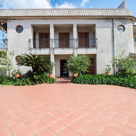 Villa Emy Messina Esterno foto